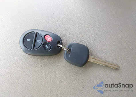 2011 Toyota Highlander Se V6 из США, поврежденный, VIN 5TDBK3EH7BS057654